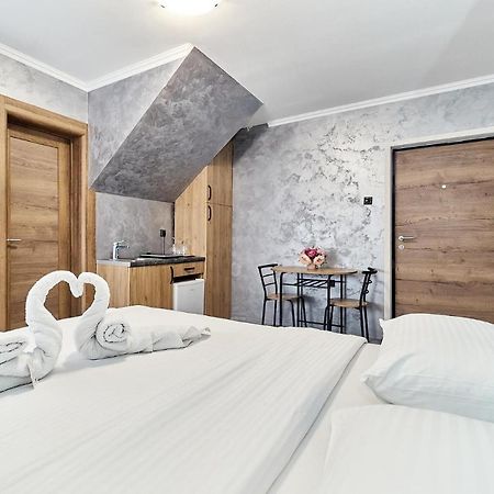 Room Новий Сад Екстер'єр фото