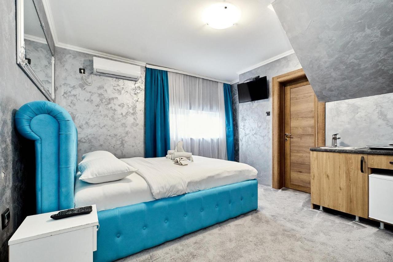 Room Новий Сад Екстер'єр фото