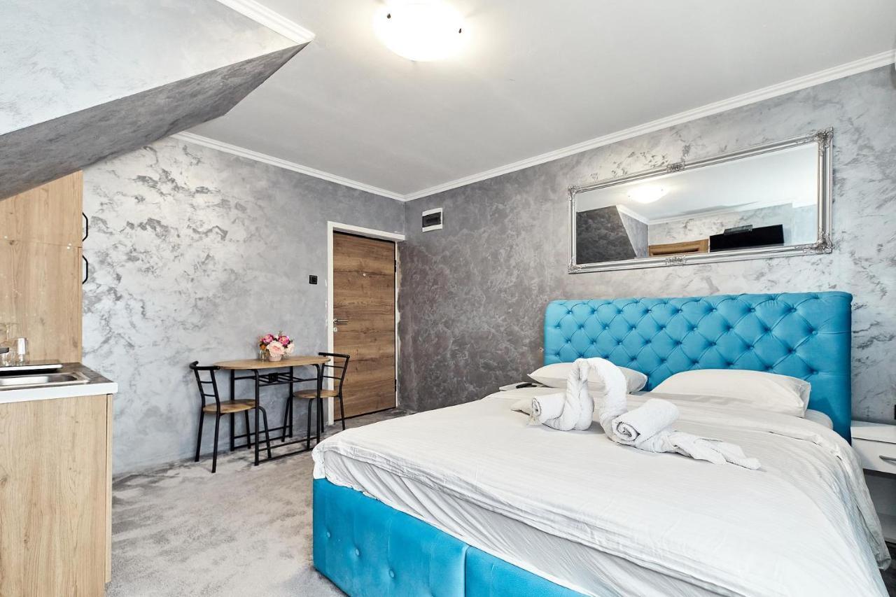 Room Новий Сад Екстер'єр фото